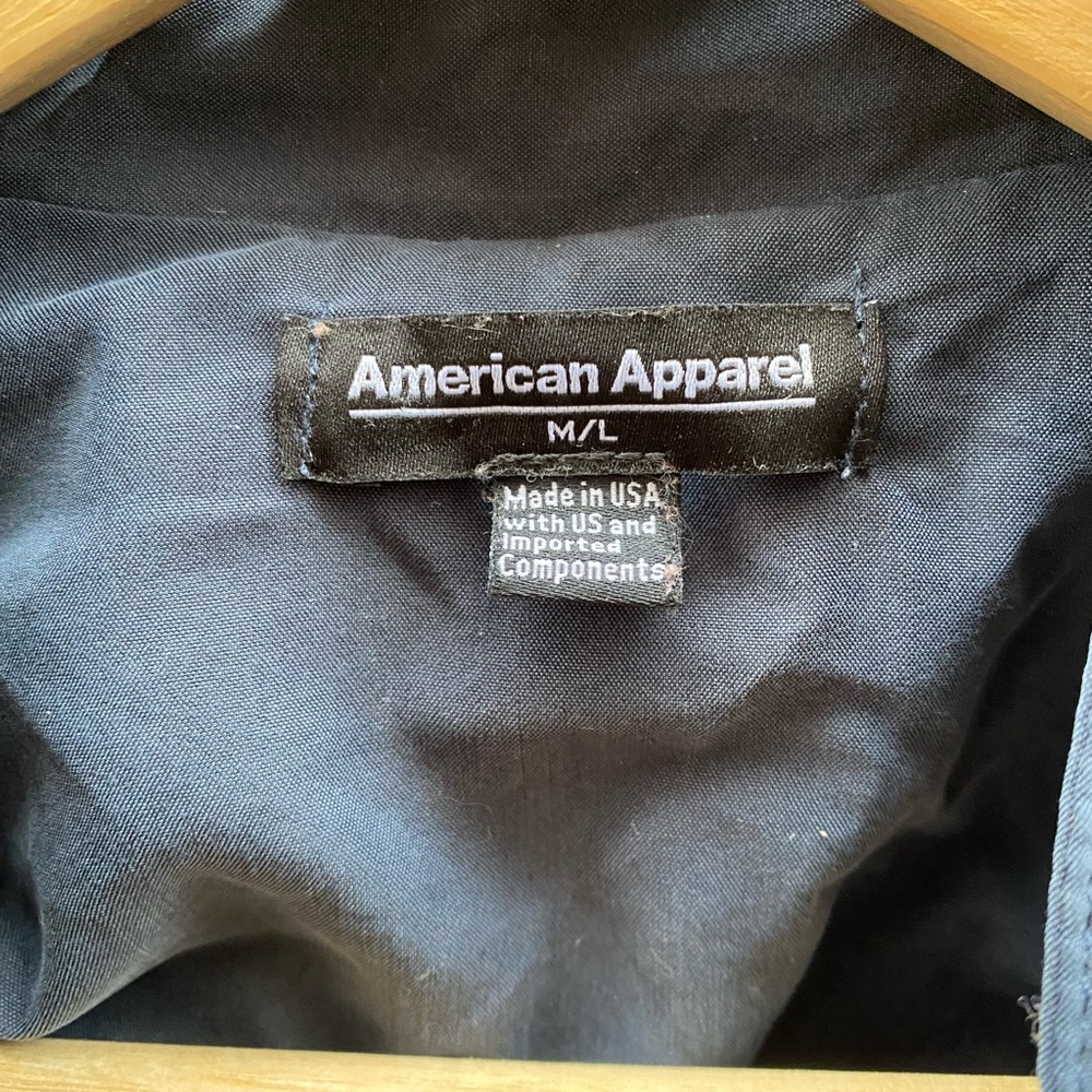 American Apparel - Picture 5 of 8